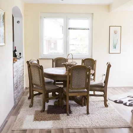 Ferienhaus Enni